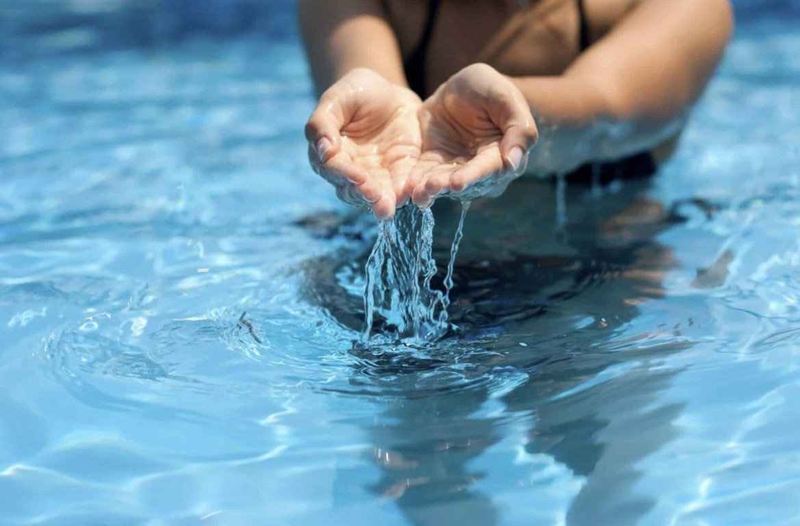 Weekly Pool Cleaning Service in Haltom City, TX