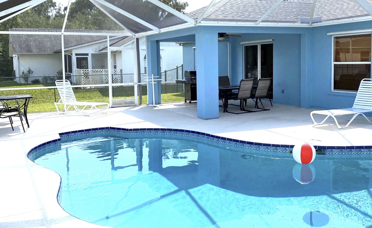 Pool Opening & Closing Services in Haltom City, TX